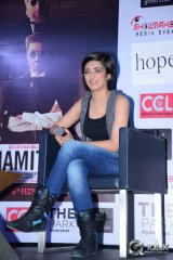 Akshara Haasan at Shamitabh Movie Press Meet